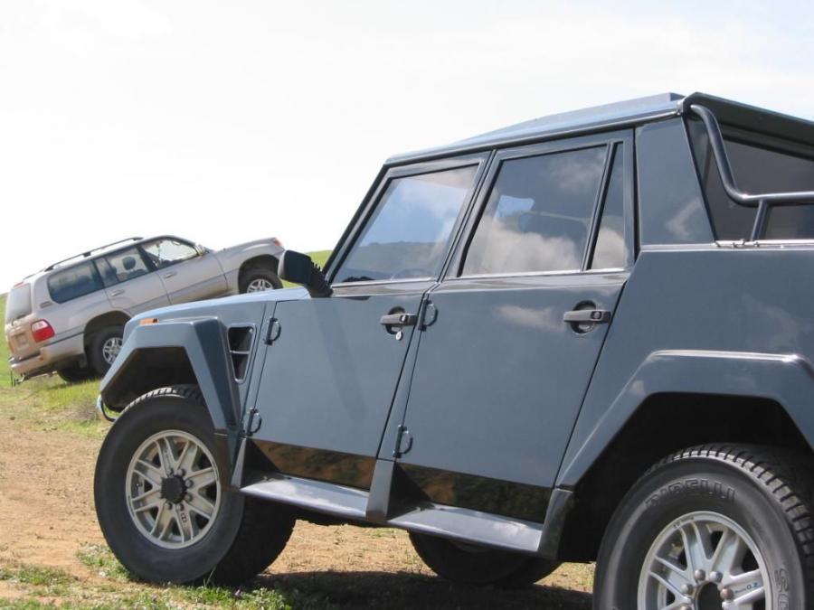  Lamborghini LM002 1986 года  (фото 6 из 35)